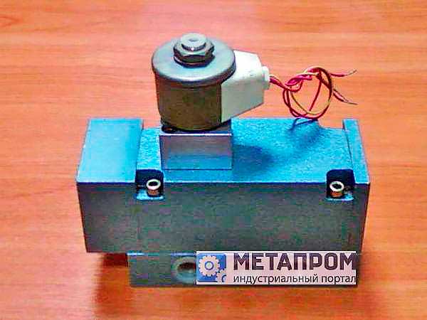 Пневмораспределитель крановый В71-24м-02